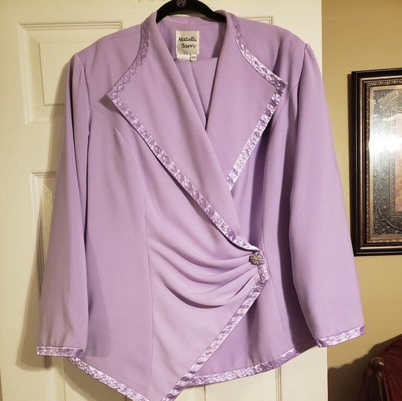 Natalli Barri 2 piece Suit - Picture 3 of 4